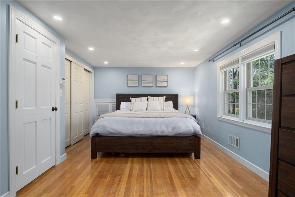 28 Woodard Road