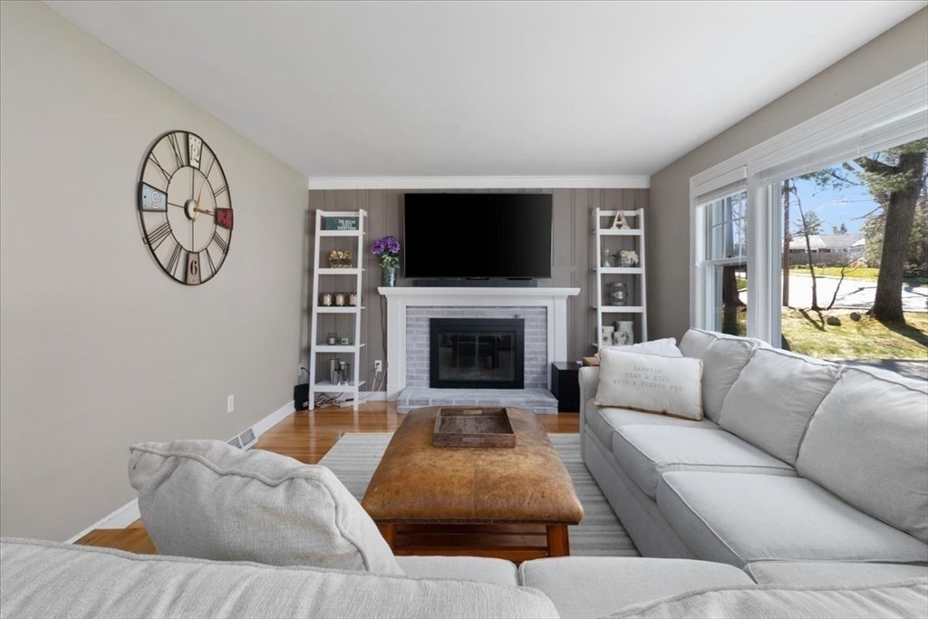 28 Woodard Road
