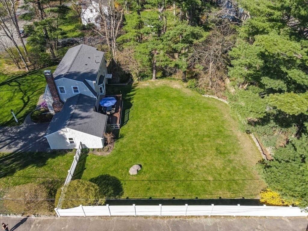 28 Woodard Road
