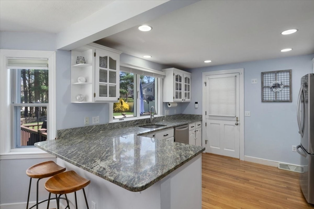 28 Woodard Road