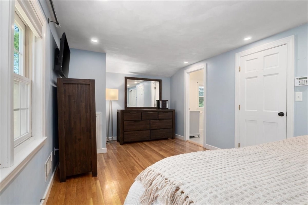 28 Woodard Road