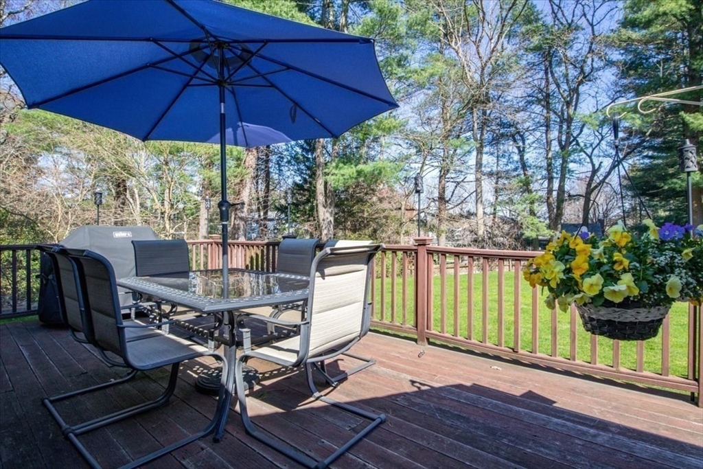 28 Woodard Road