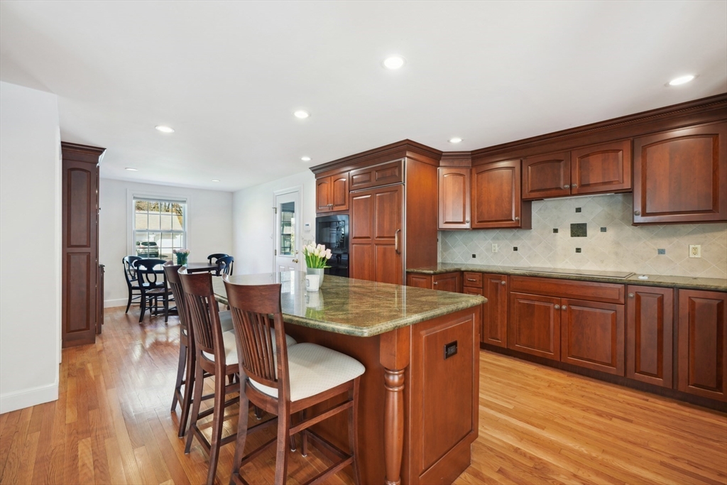 14 Meadowbrook Road