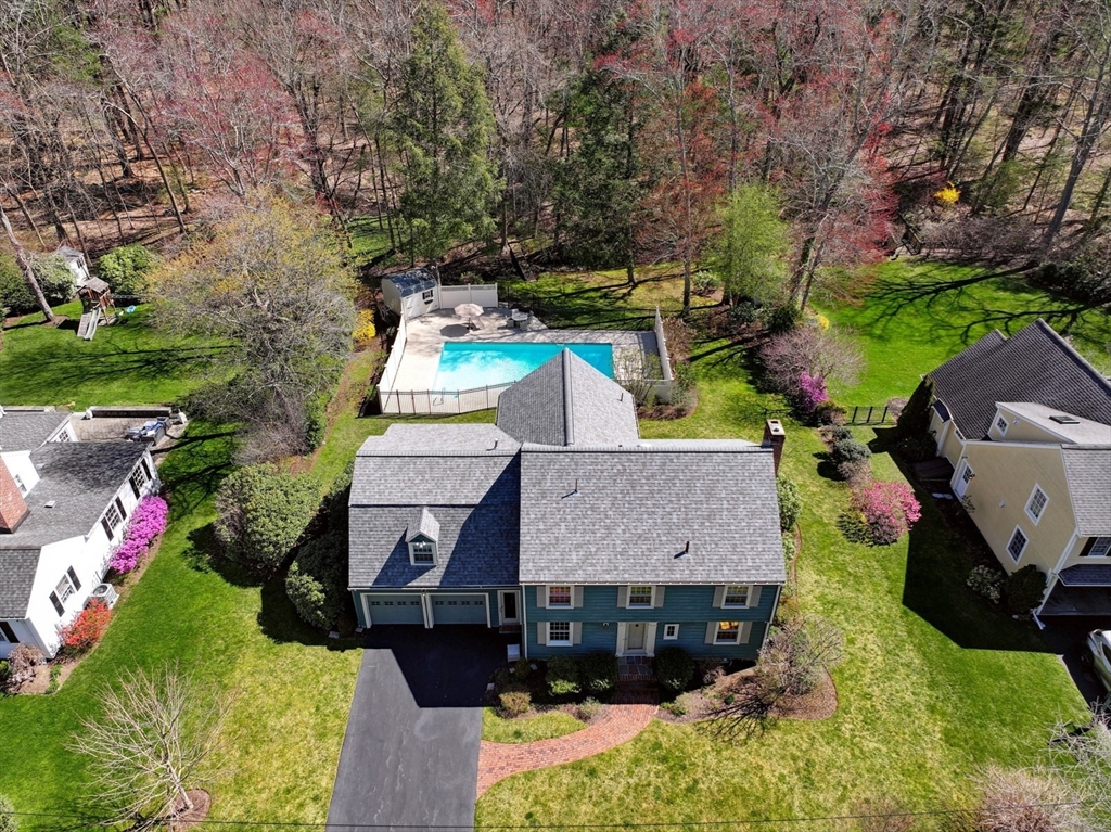 14 Meadowbrook Road