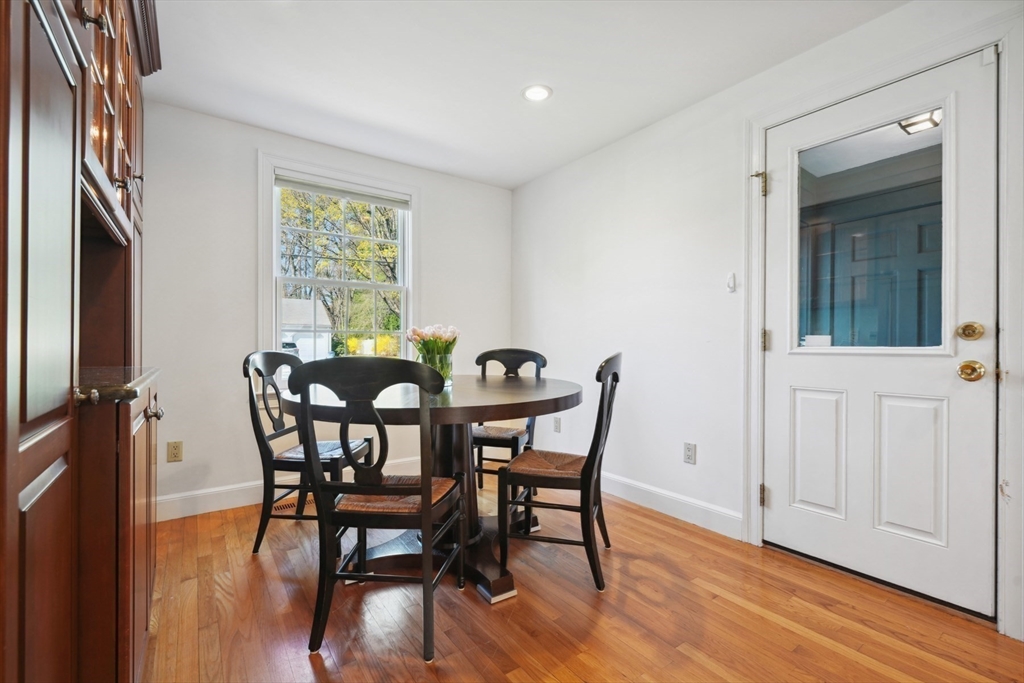 14 Meadowbrook Road