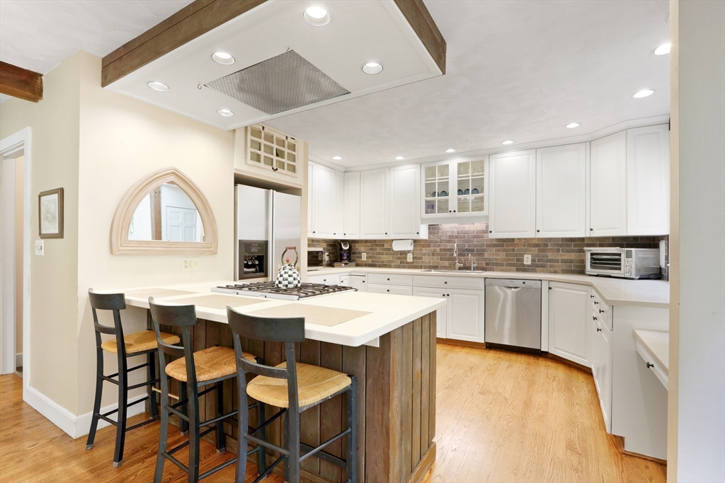 36 Pleasant Street