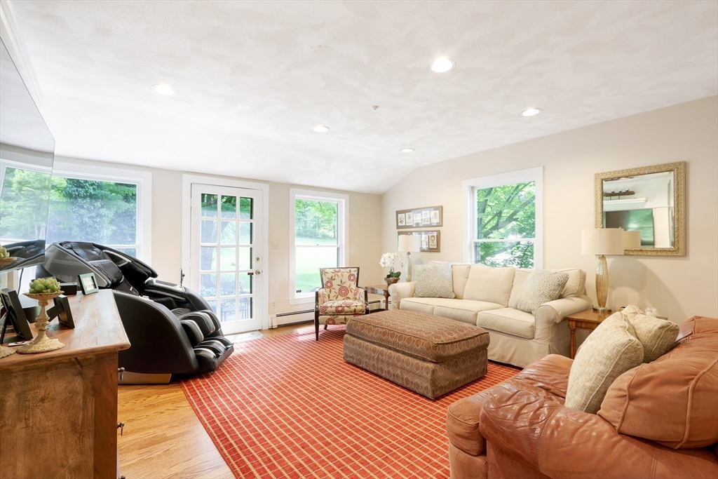 36 Pleasant Street