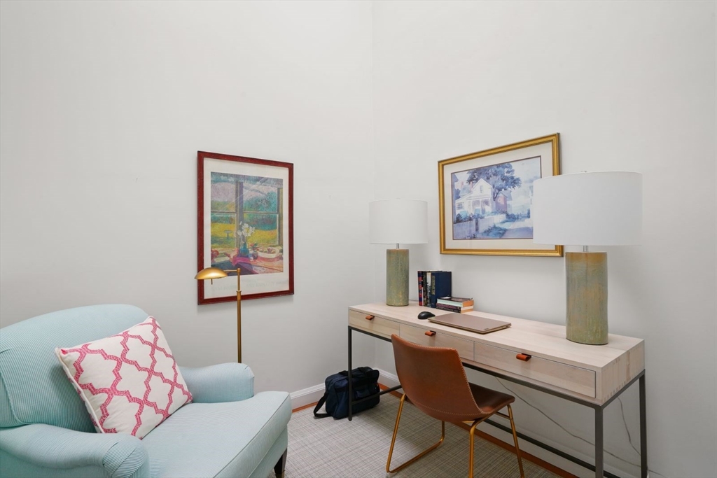 40 Seaver Street # 8