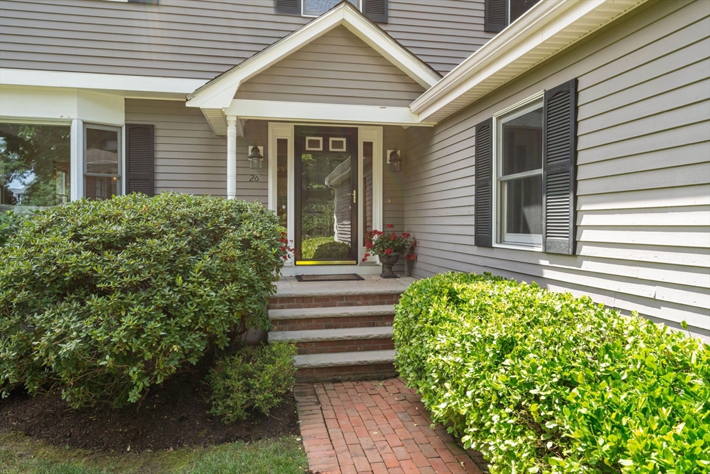 26 South Woodside Avenue