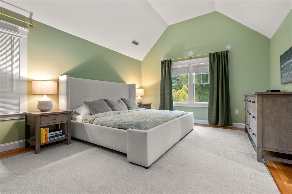 4 Strathmore Road