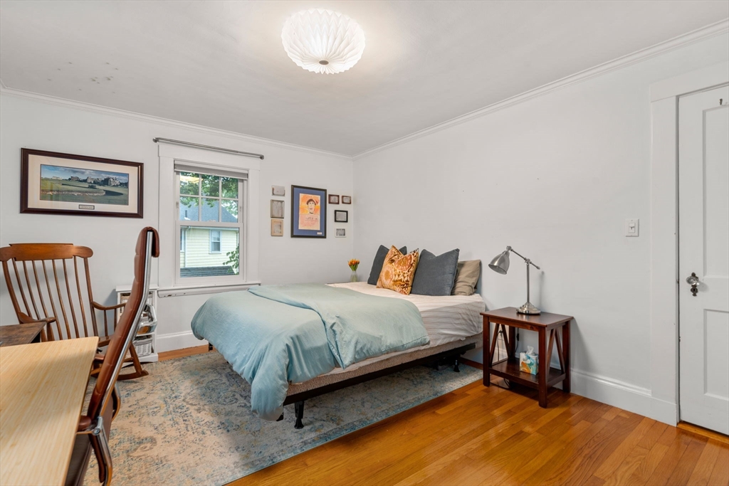 4 Strathmore Road