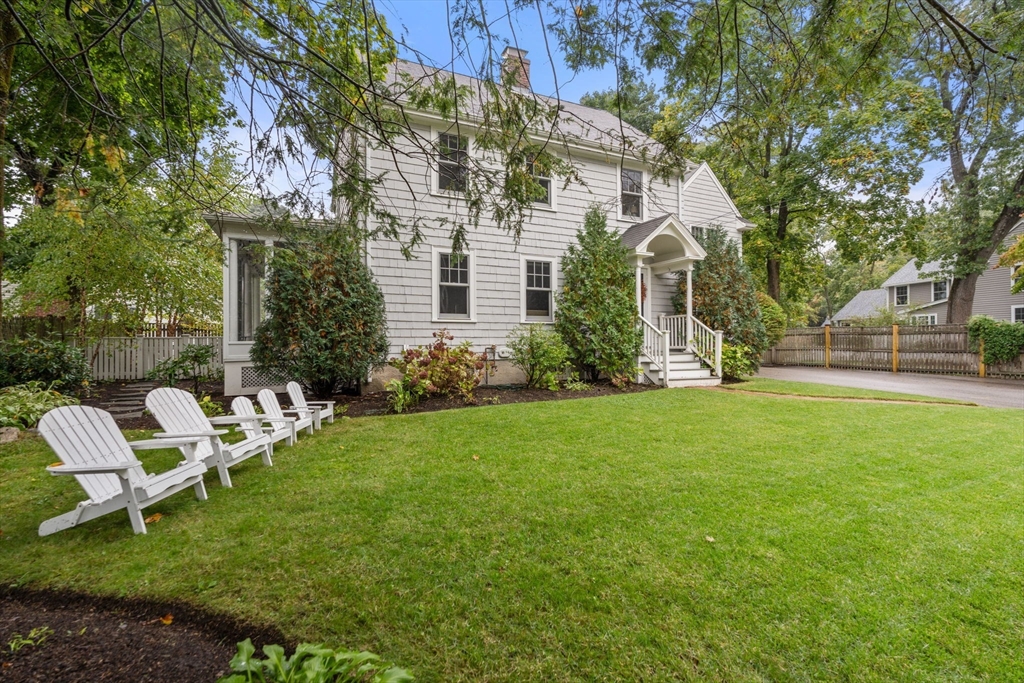 4 Strathmore Road