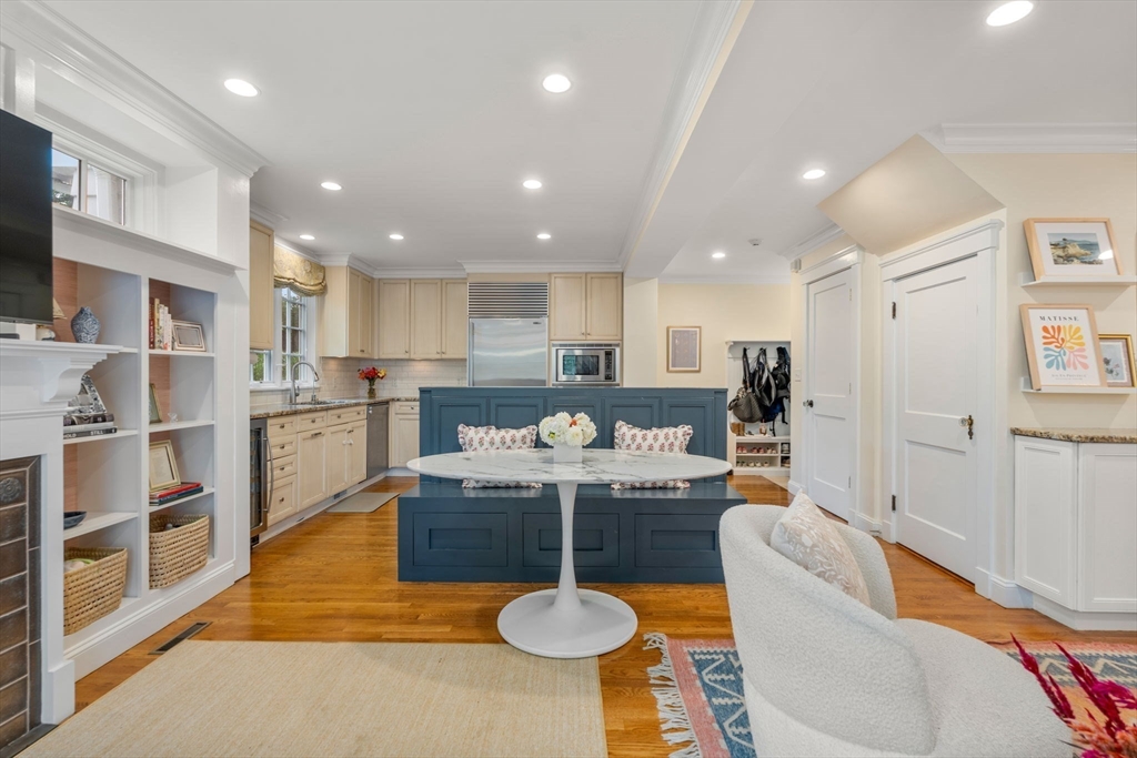 4 Strathmore Road