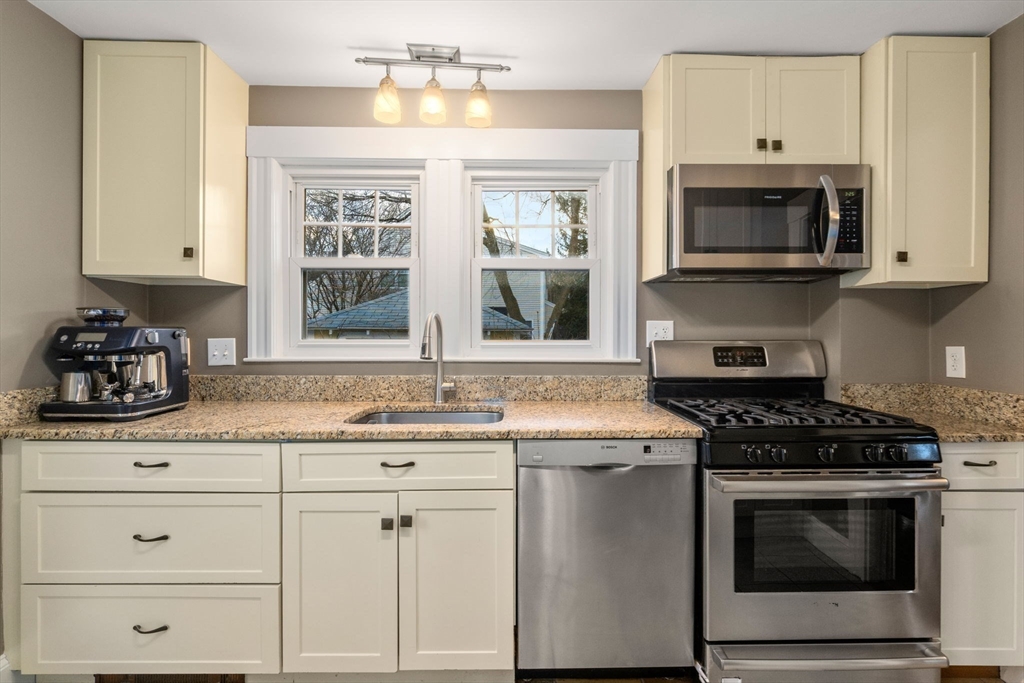 21 Intervale Road