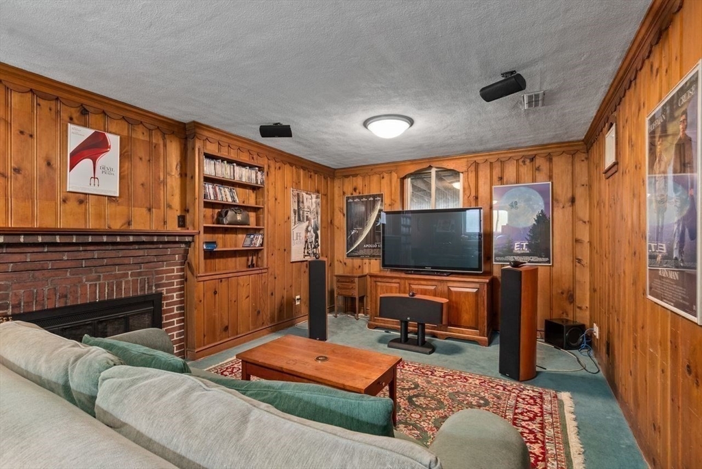 54 Fiske Road