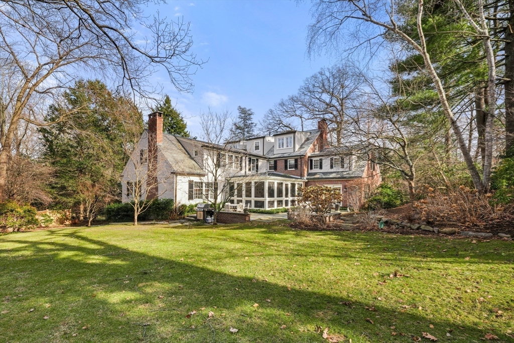 10 Lanark Road