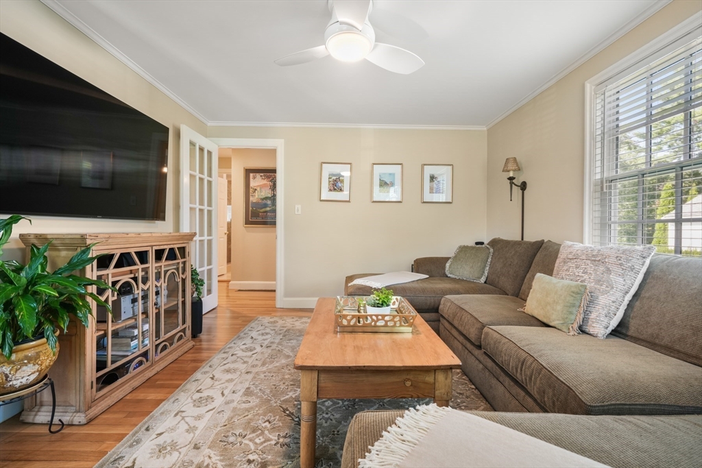 51 Meadowbrook Road