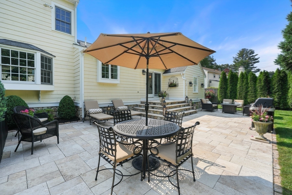 51 Meadowbrook Road