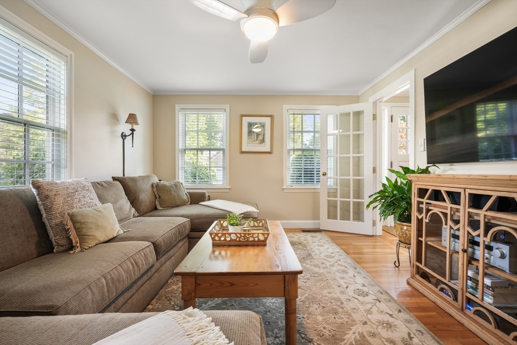 51 Meadowbrook Road