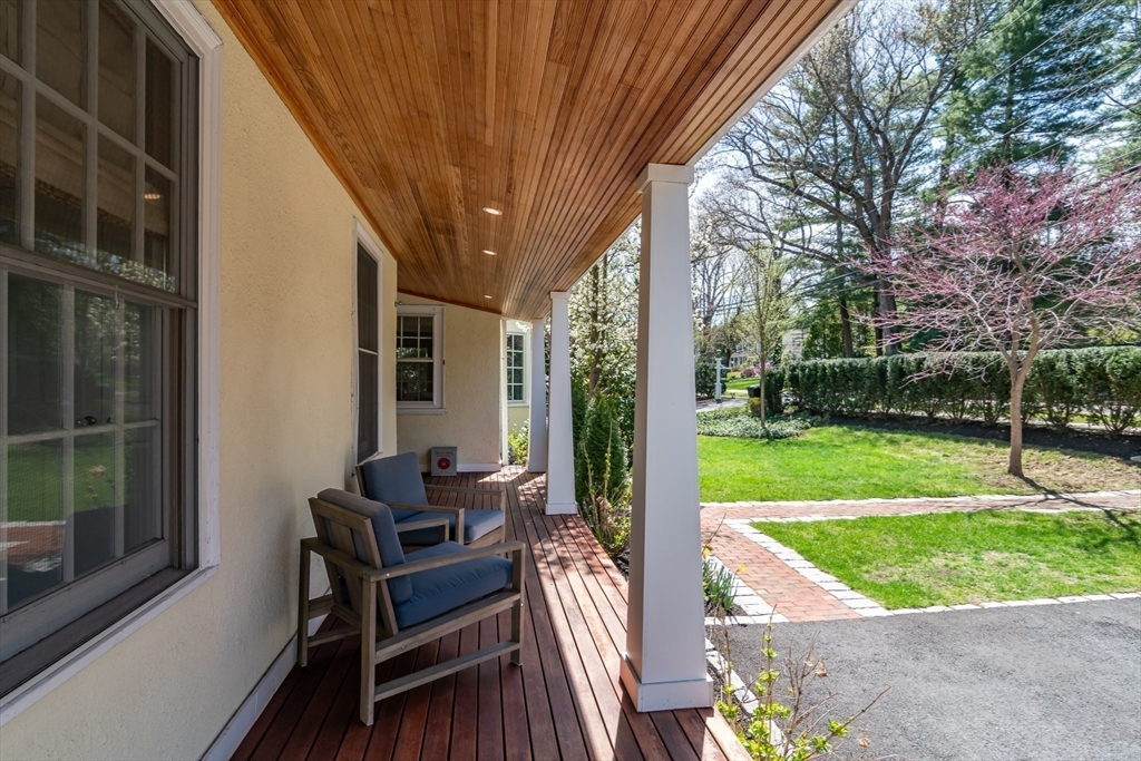 108 Forest St