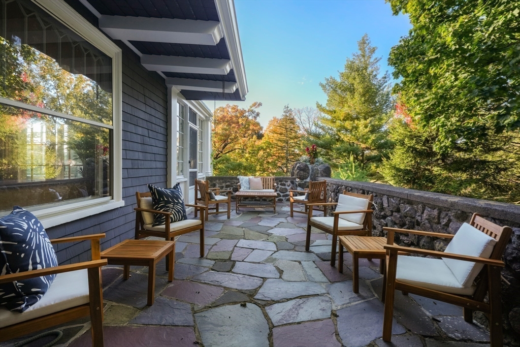 51 Abbott Road