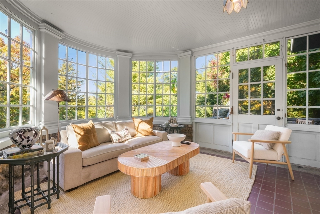 51 Abbott Road