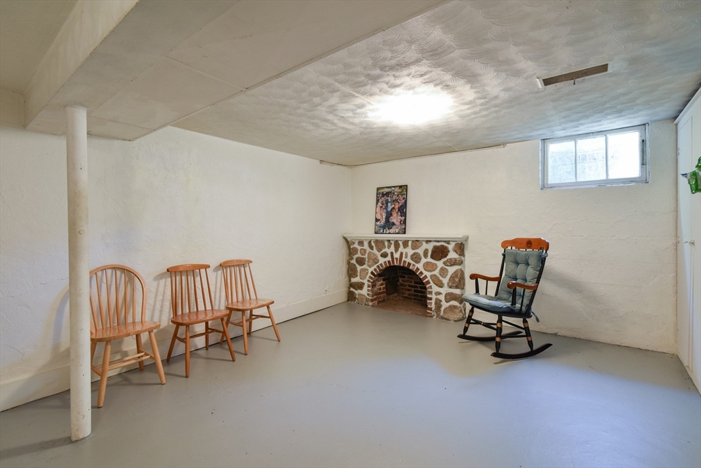 20 Garrison Rd