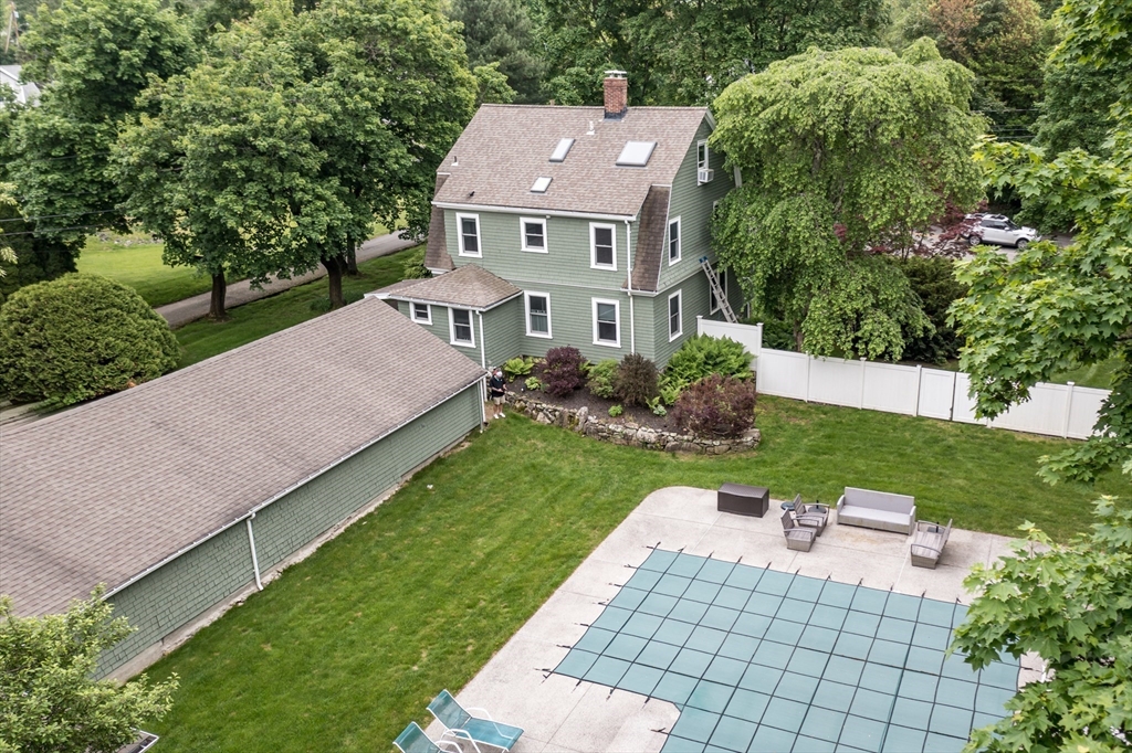 133 Bacon St