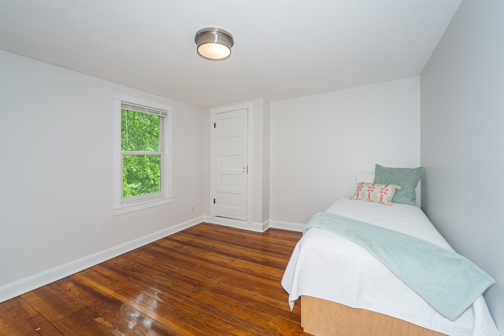133 Bacon St