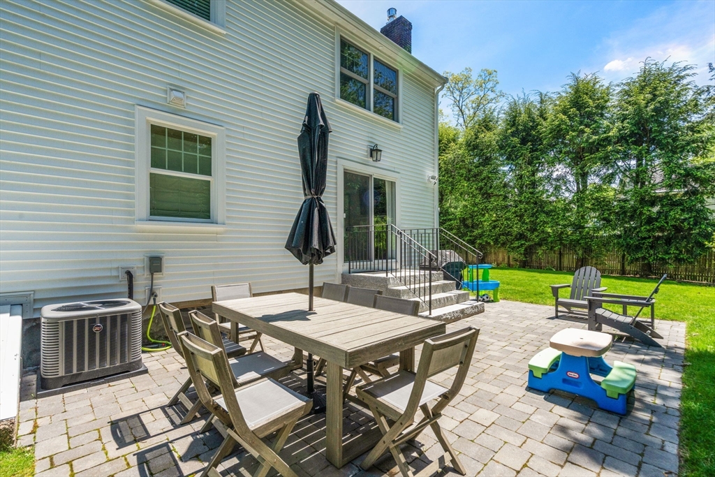 11 Brookmere Ave