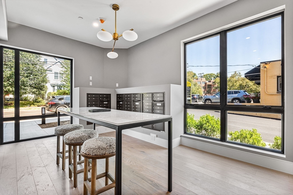 1114 Beacon St. # 211