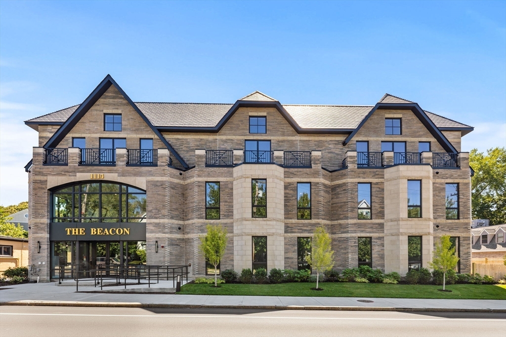1114 Beacon St. # 211