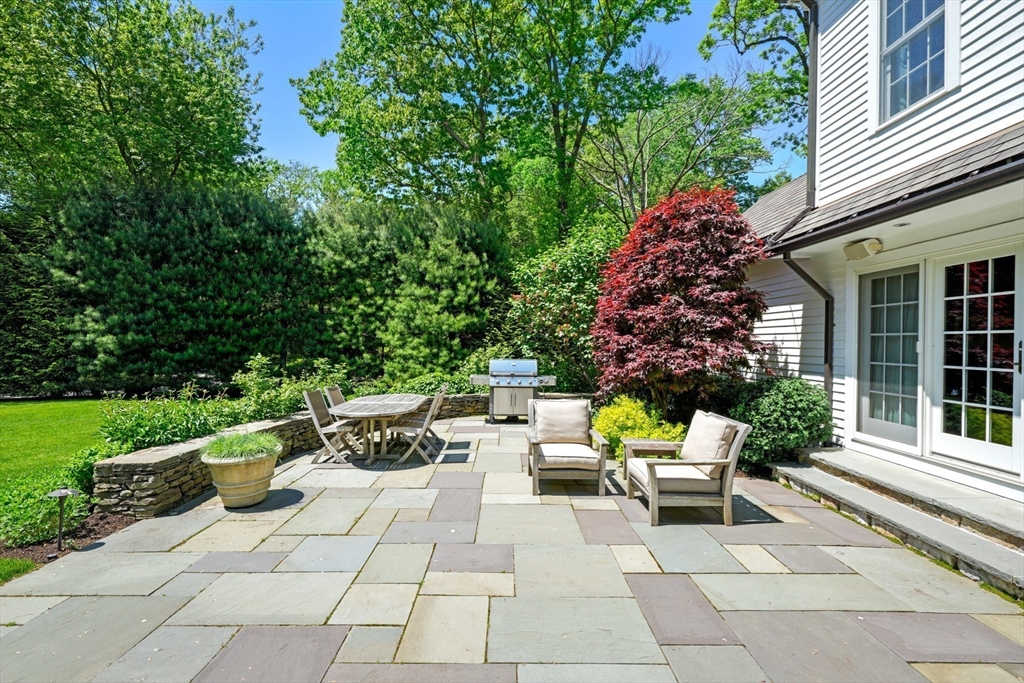 3 Ravine Rd