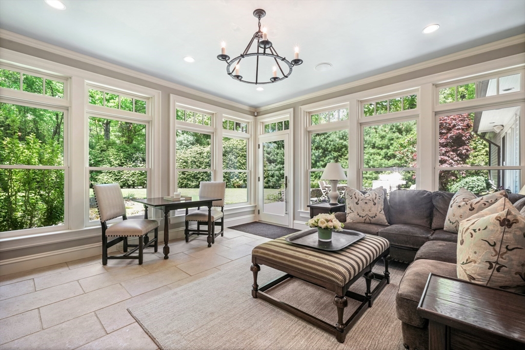3 Ravine Rd