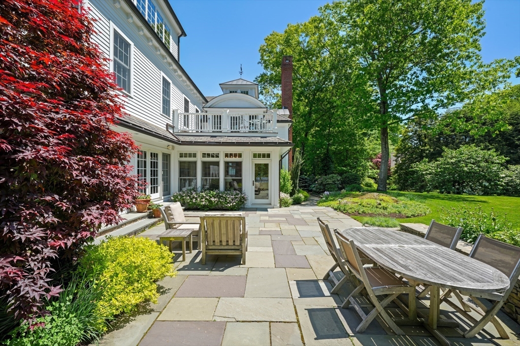 3 Ravine Rd
