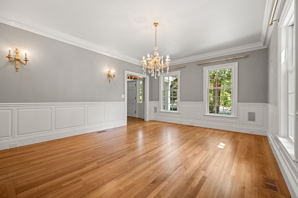 3 Ravine Rd