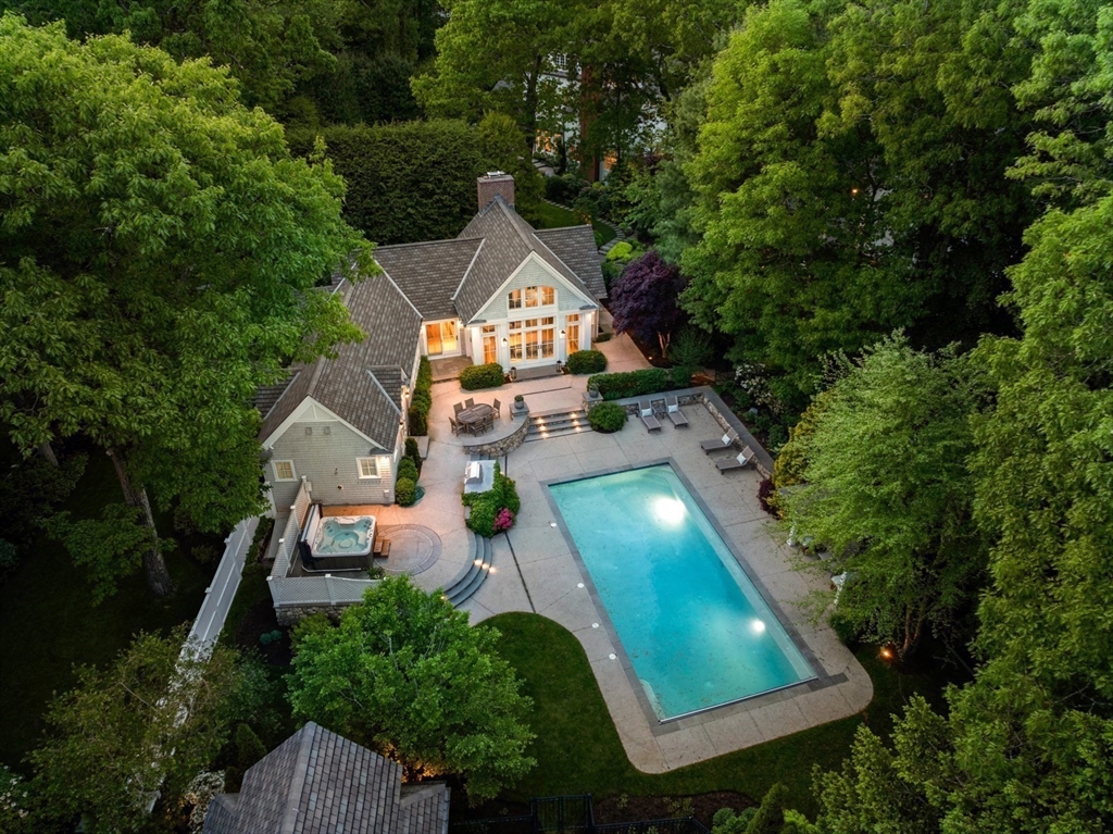 70 Old Farm Rd