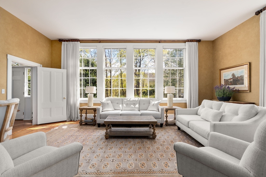 23 Massasoit Avenue