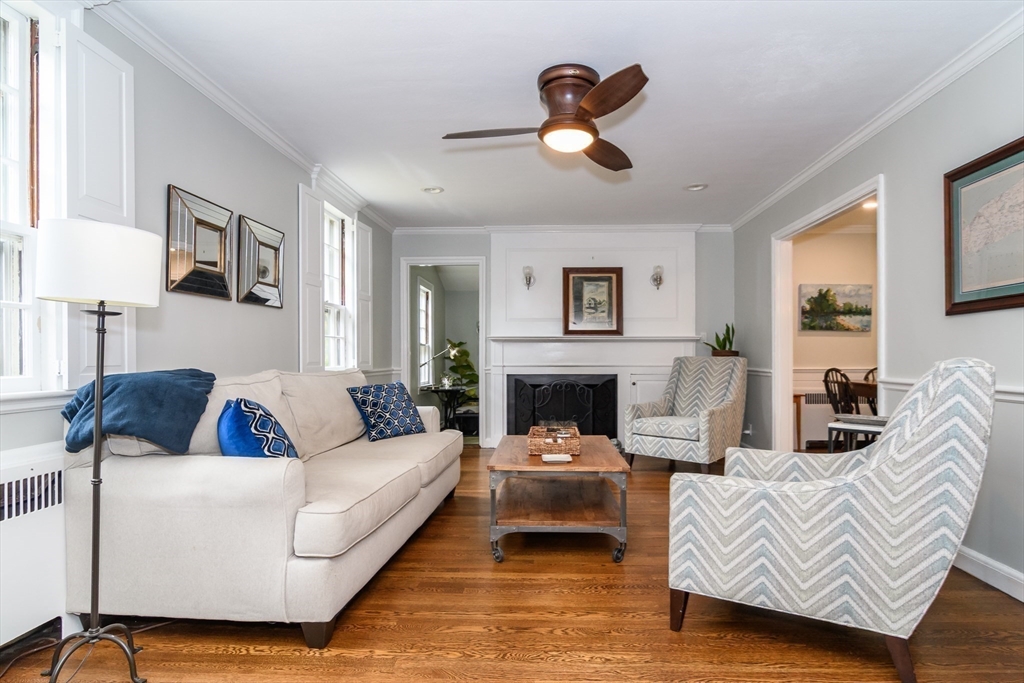 54 Colburn Rd