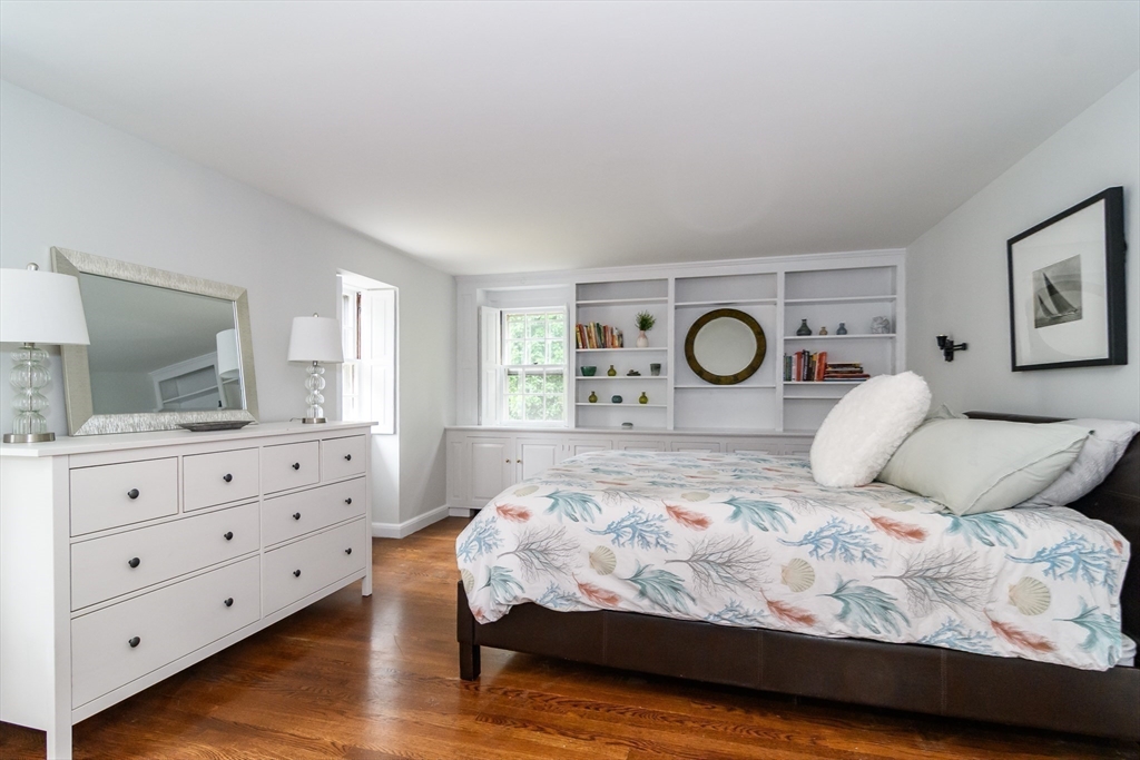 54 Colburn Rd
