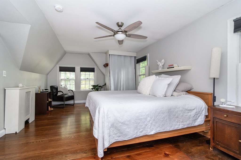 54 Colburn Rd