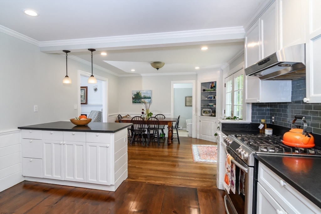 54 Colburn Rd