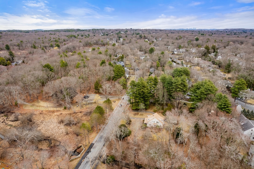 53 Elmwood Rd
