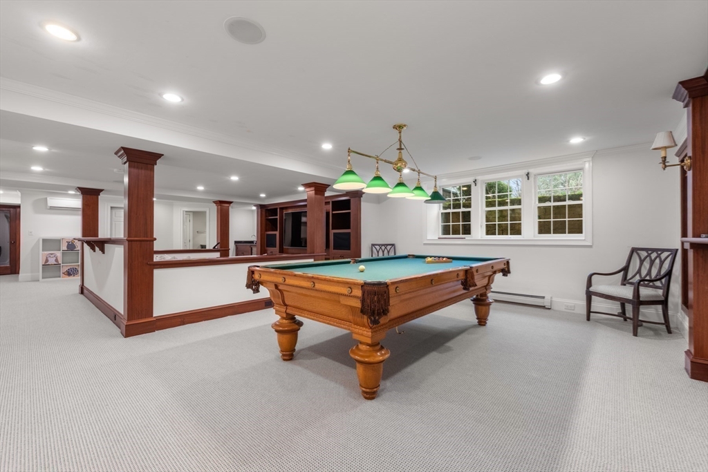 8 Glen Brook Road