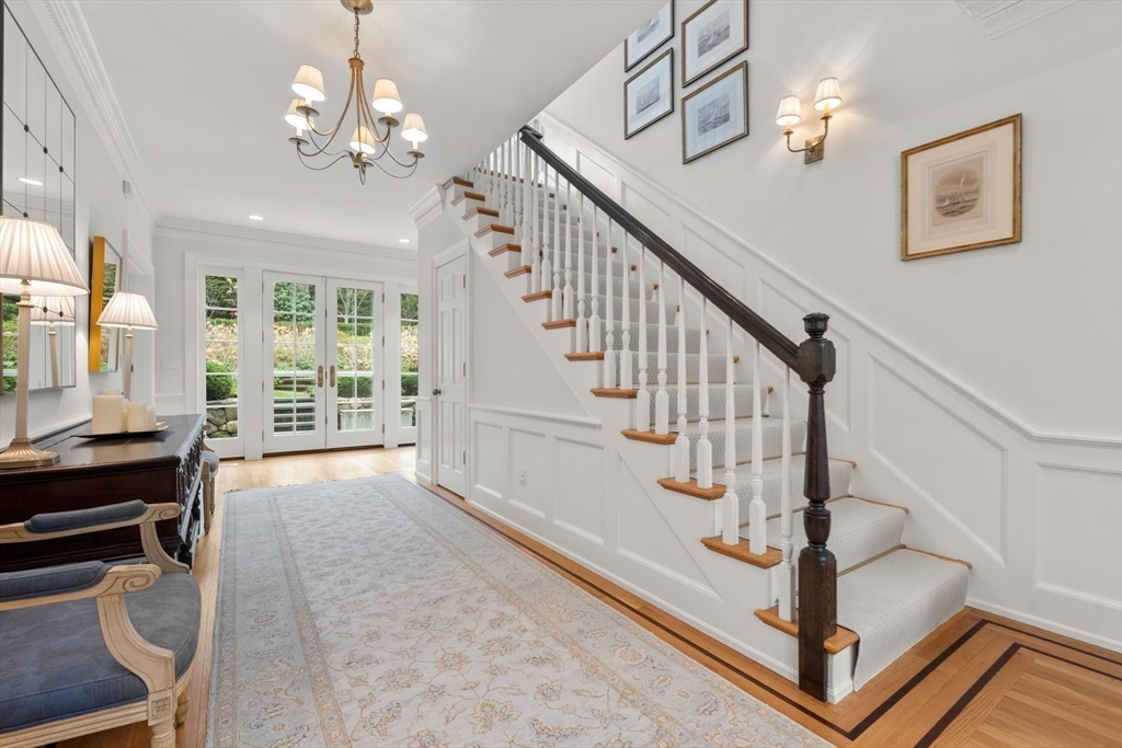 8 Glen Brook Road