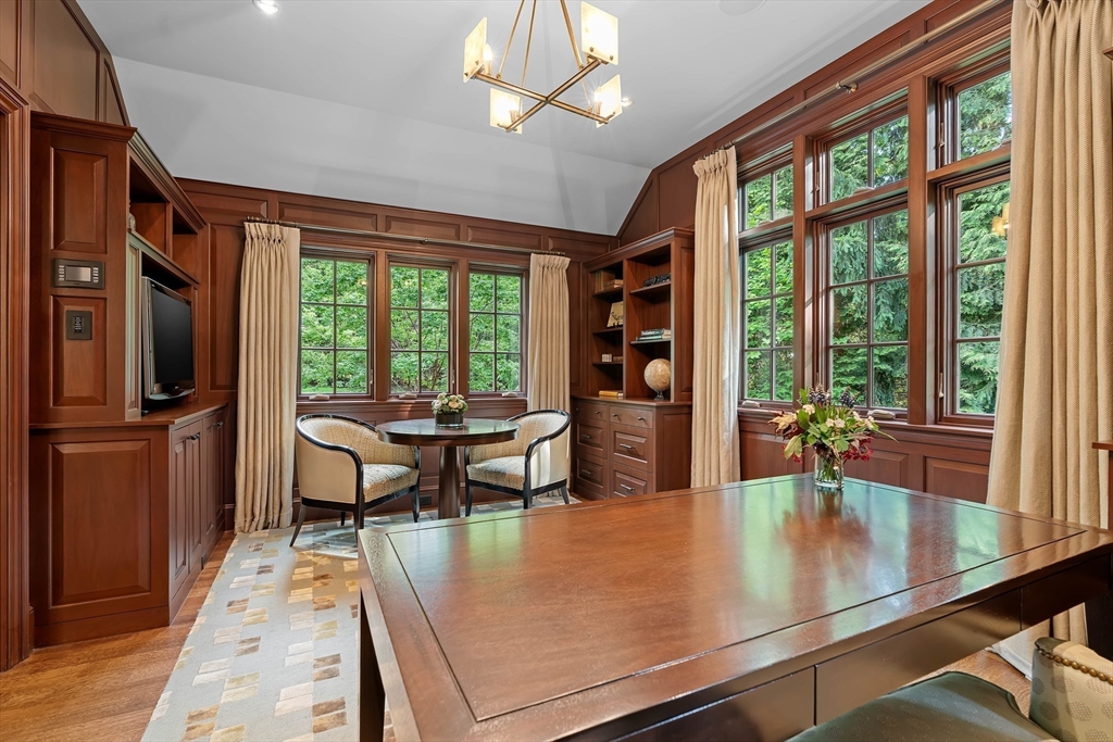 14 Greylock Road