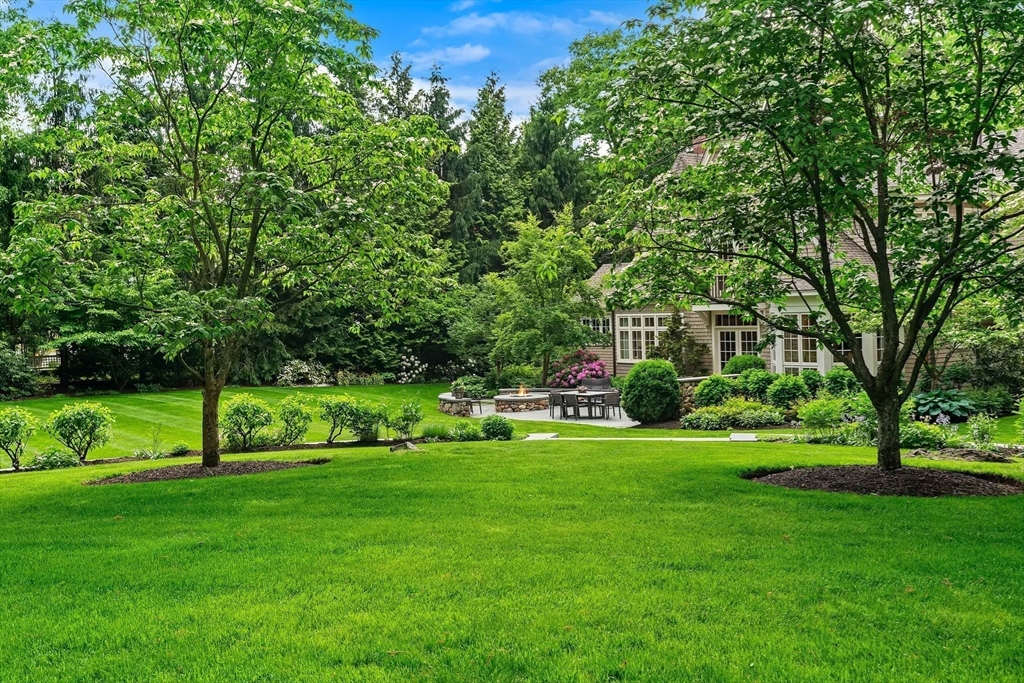 14 Greylock Road