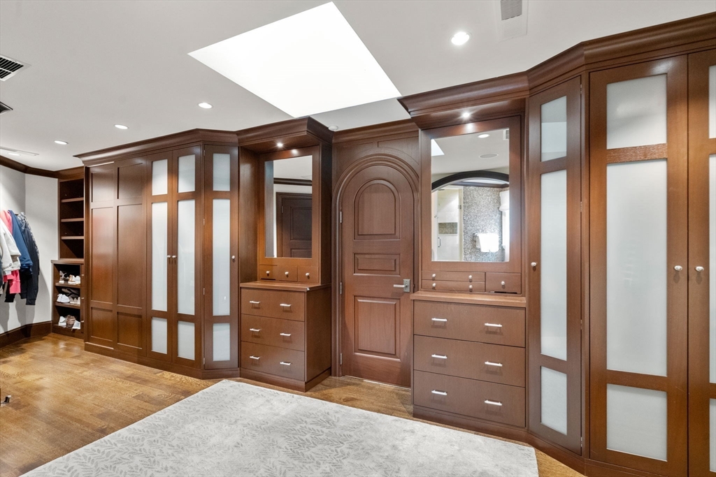 14 Greylock Road