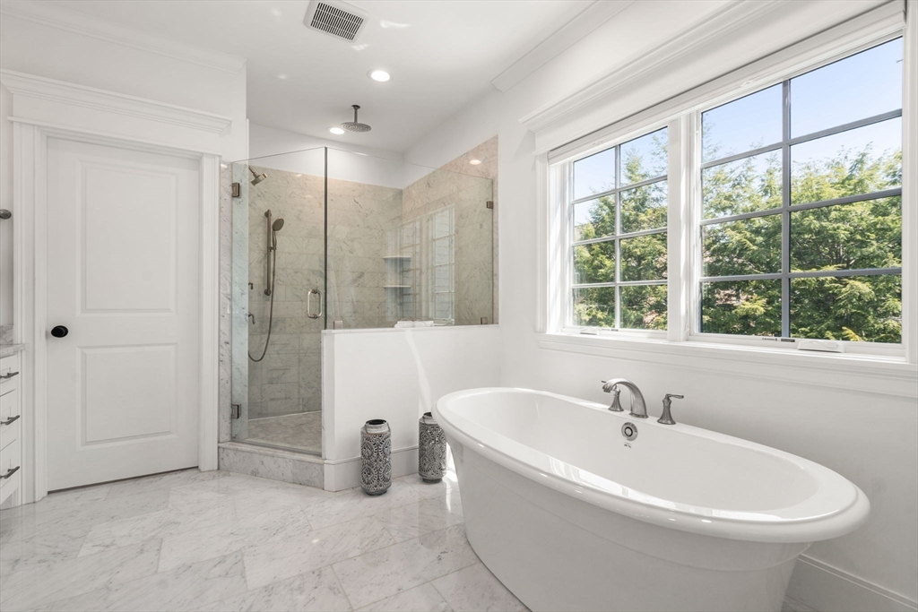 33 Hickory Rd