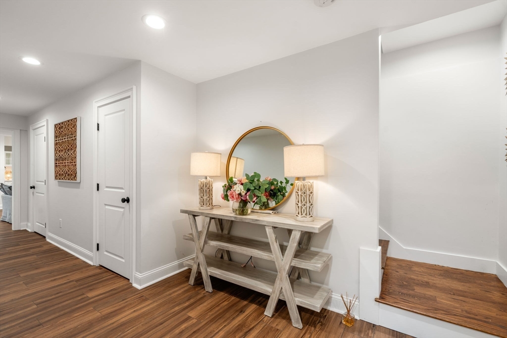 33 Hickory Rd